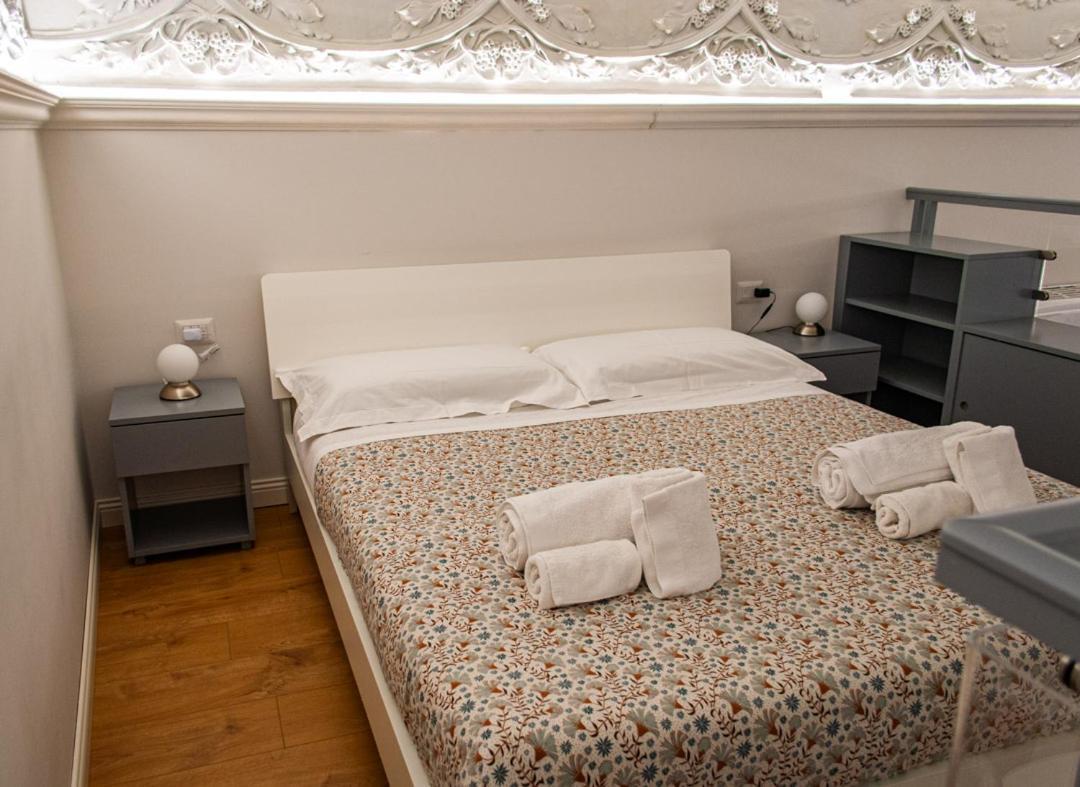 Opera Suites - Tosca Palermo Bagian luar foto